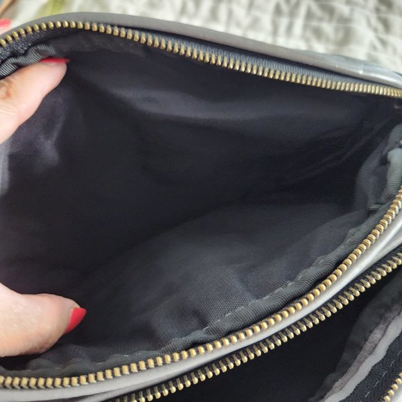 Guardian Gray Leather Crossbody Handbag - Picture 10 of 10